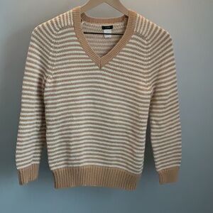 Pre-Owned Women’s J.Crew Tan/White Striped V-Neck Sweater Size Medium